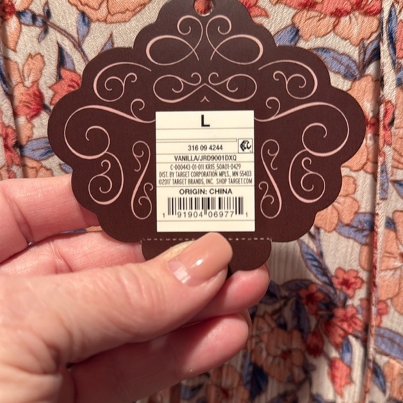 Knox Rose Floral Print Dress with Ruffle Sleeves - Picture 8 of 8